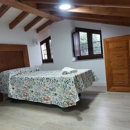 Сasa de vacaciones El Alloru De Balmori