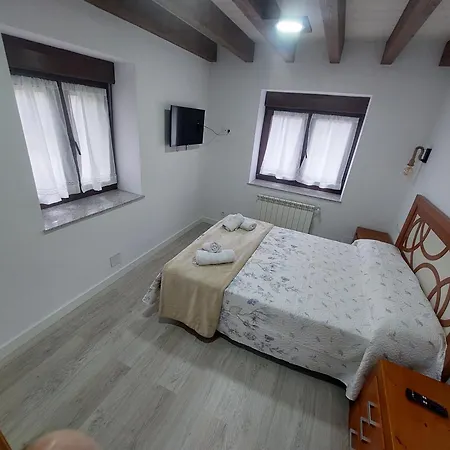 El Alloru De Balmori Llanes