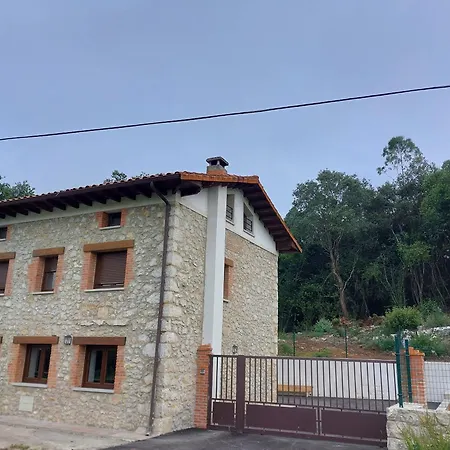 El Alloru De Balmori