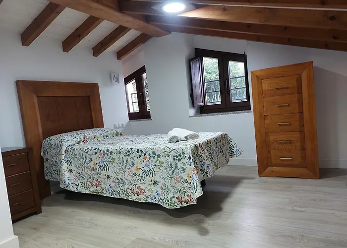 Ferienhaus El Alloru De Balmori