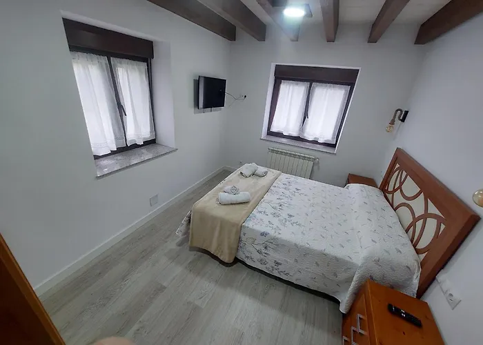 El Alloru De Balmori Llanes