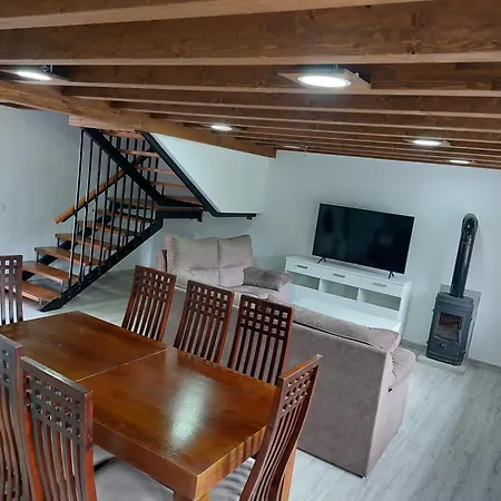 El Alloru De Balmori Llanes